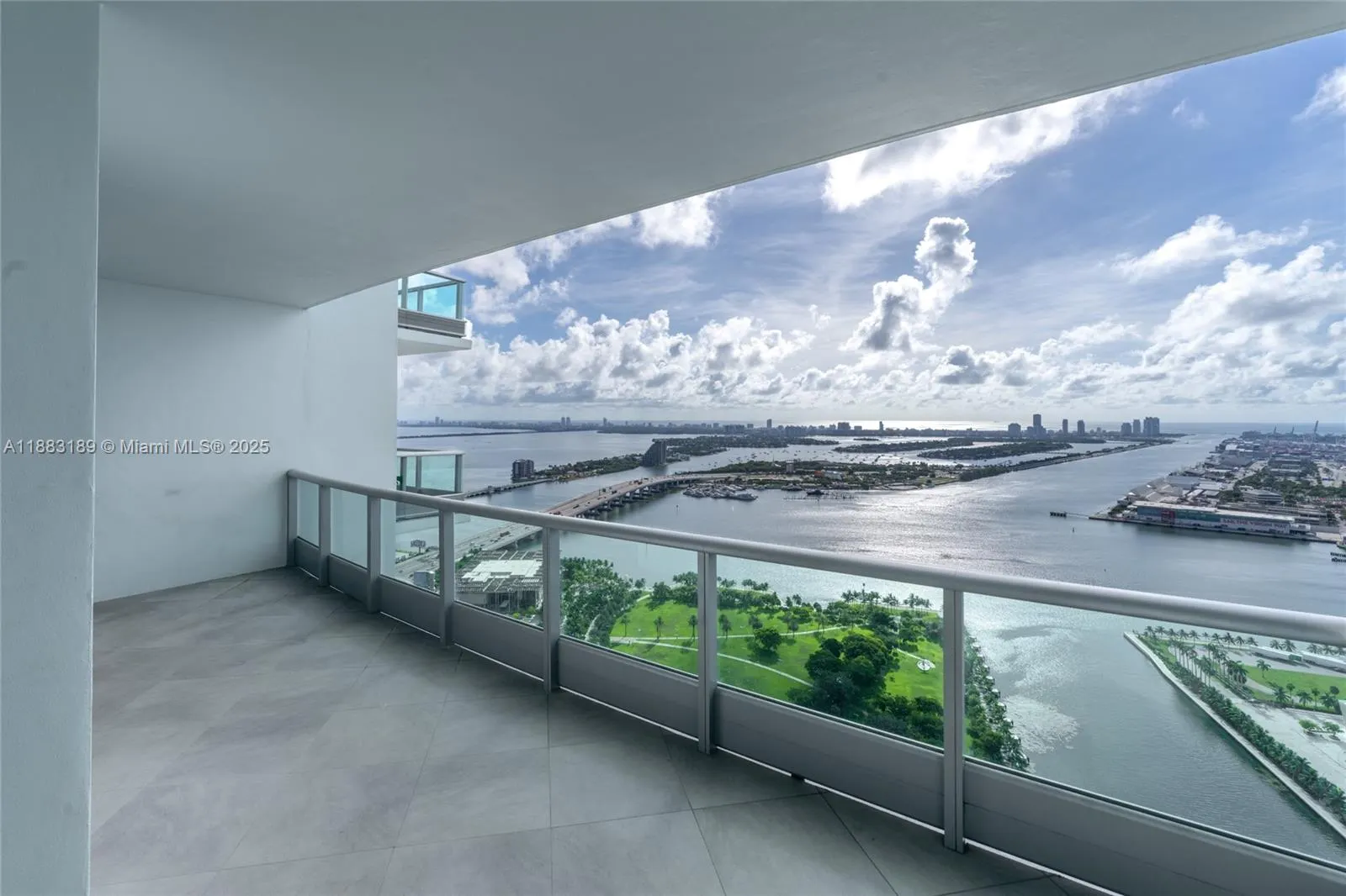 900 Biscayne Blvd, #4802