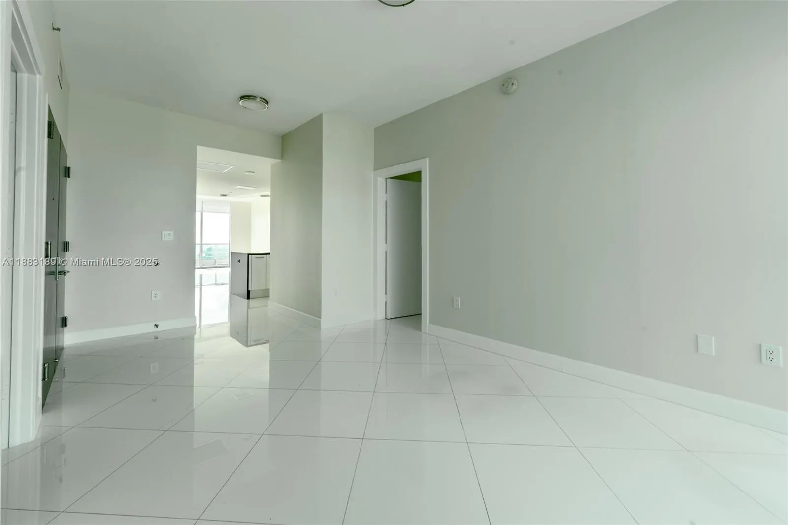 900 Biscayne Blvd, #4802