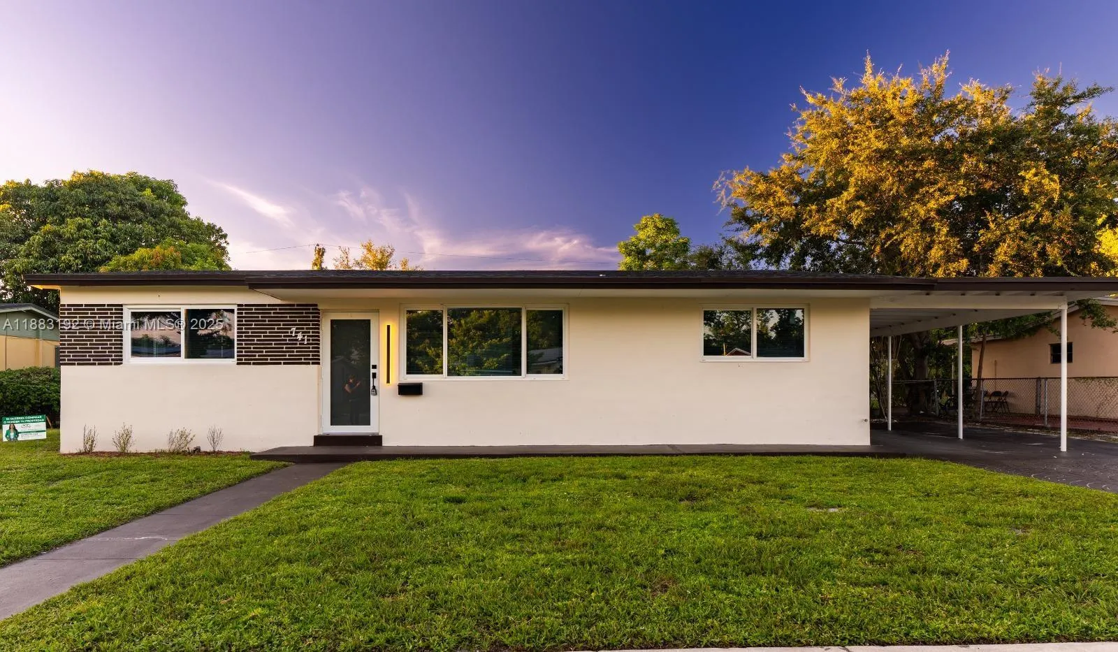 1000 NW 198th St