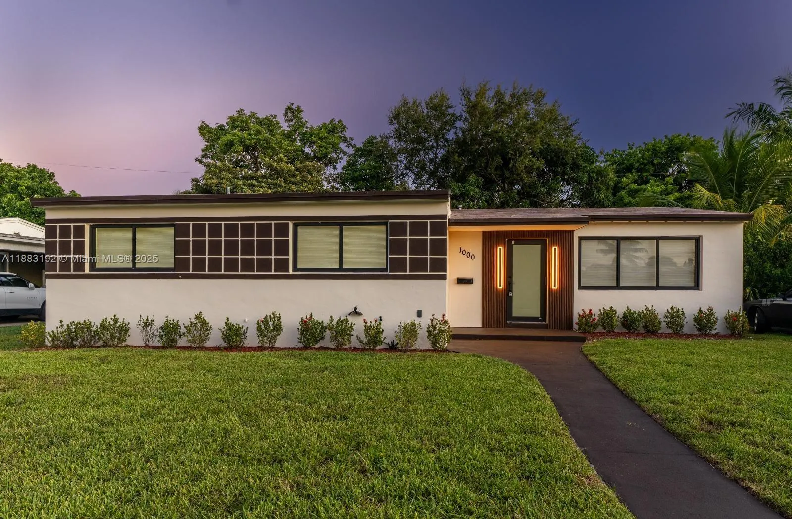 1000 NW 198th St