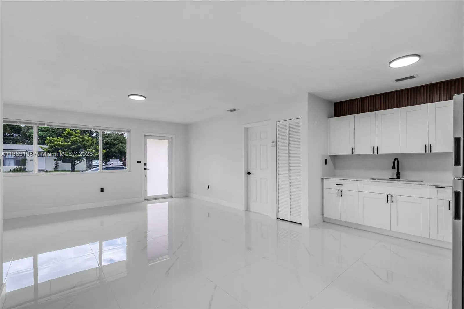 741 NW 175th Dr