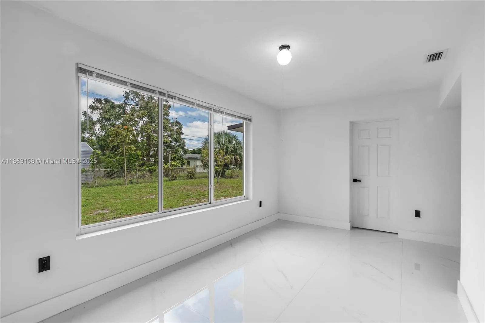 741 NW 175th Dr