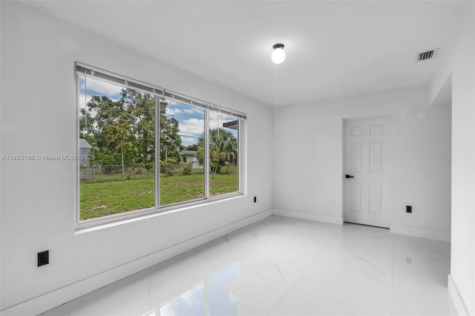 741 NW 175th Dr