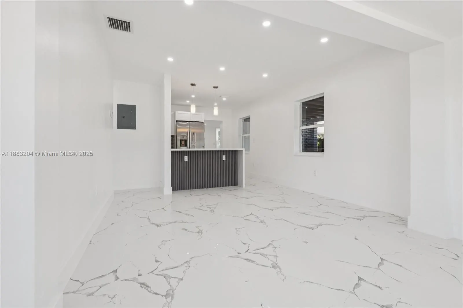232 SW 22nd St