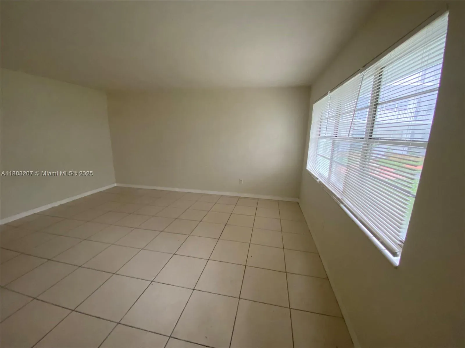 13700 NE 6th Ave, #101