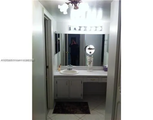 20500 W Country Club Dr, #614
