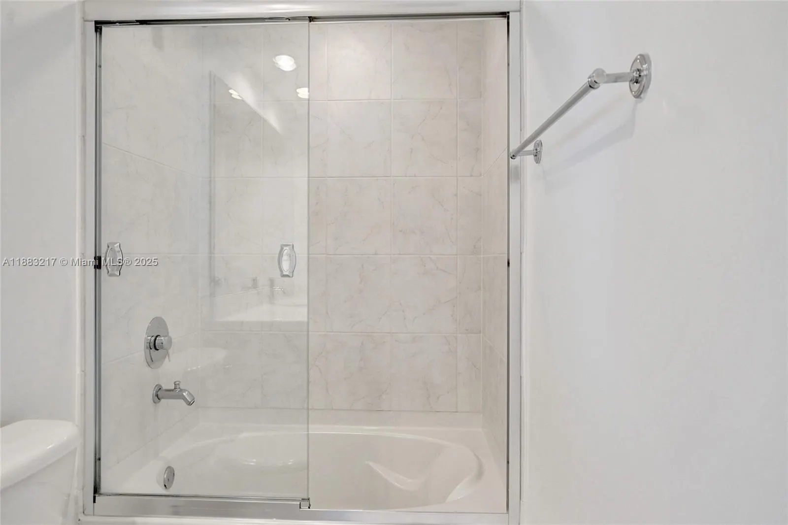 950 Brickell Bay Dr, #1704