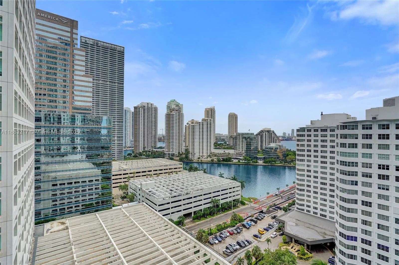 950 Brickell Bay Dr, #1704