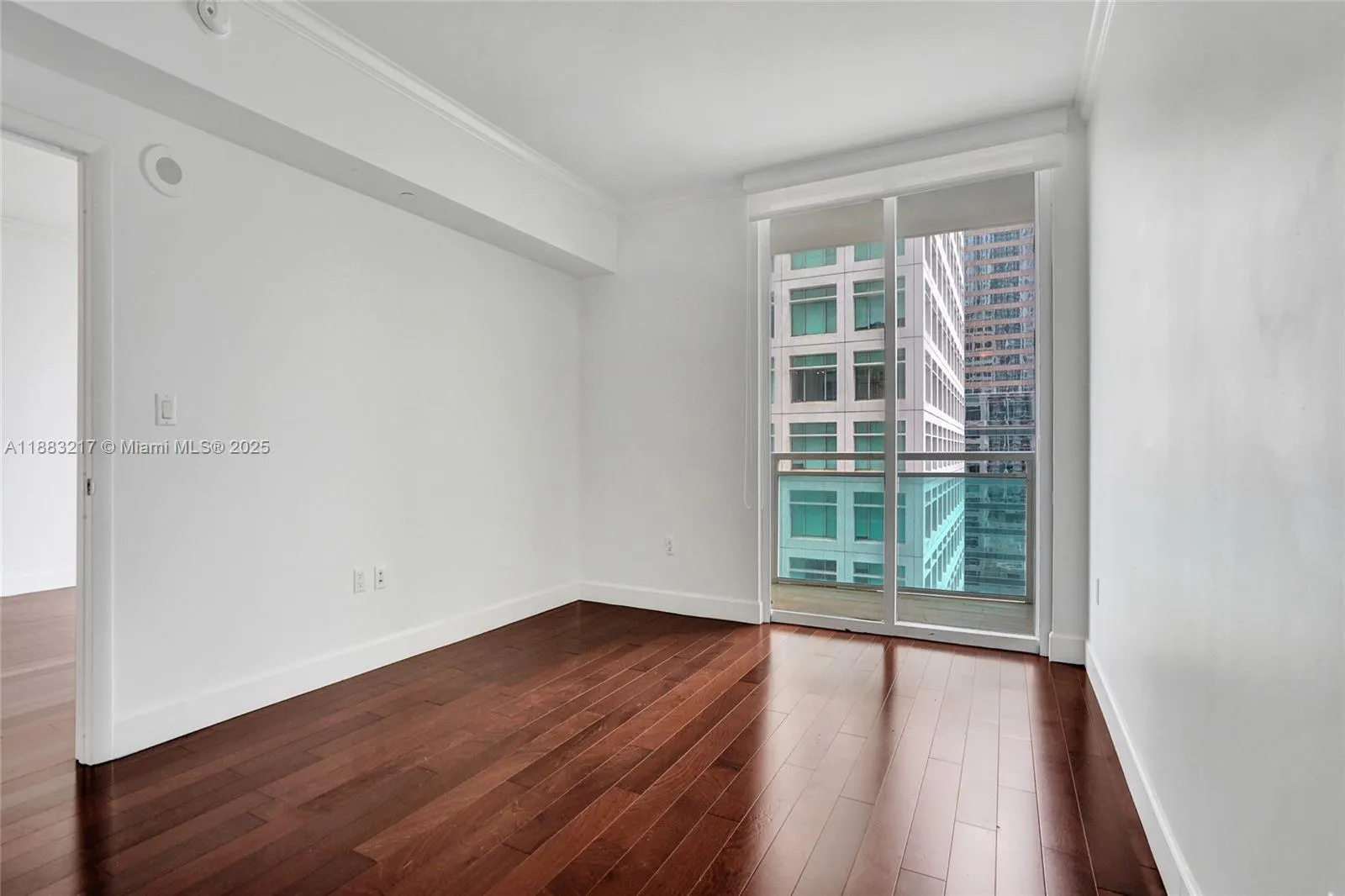 950 Brickell Bay Dr, #1704