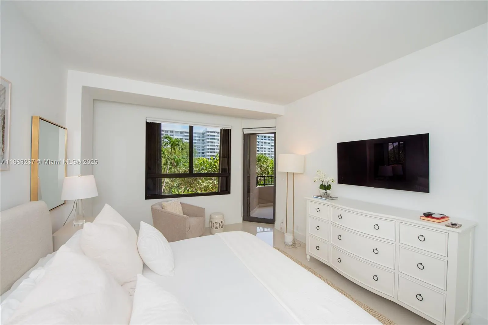 251 Crandon Blvd, #227
