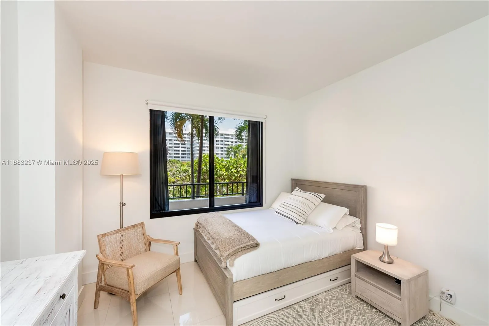 251 Crandon Blvd, #227