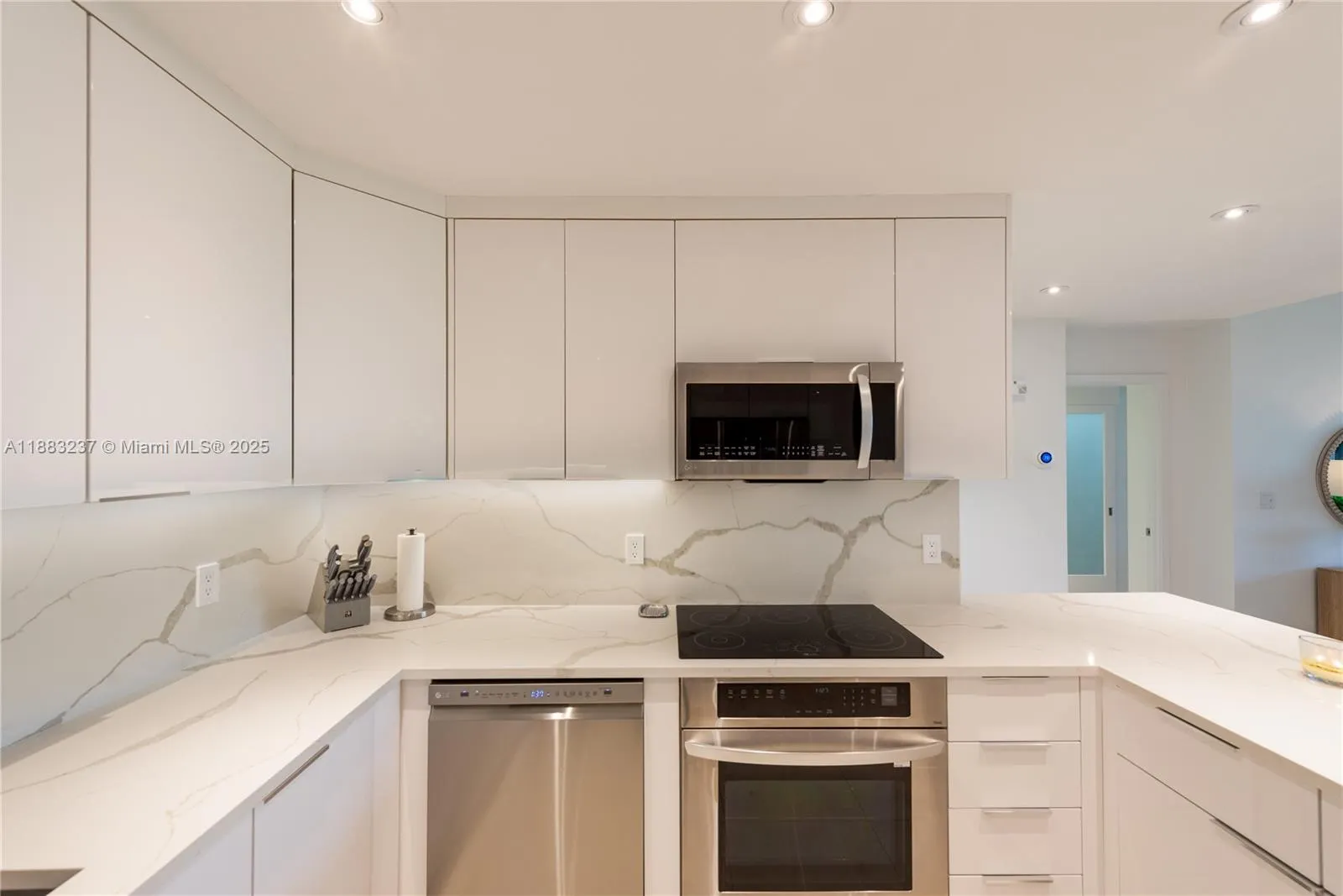 251 Crandon Blvd, #227