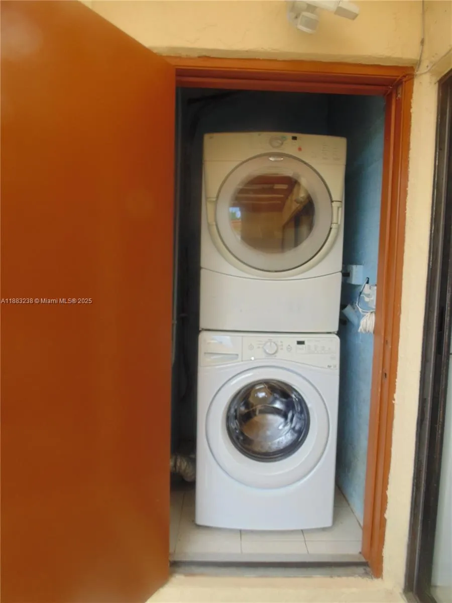 4056 Sierra Ter, #4056