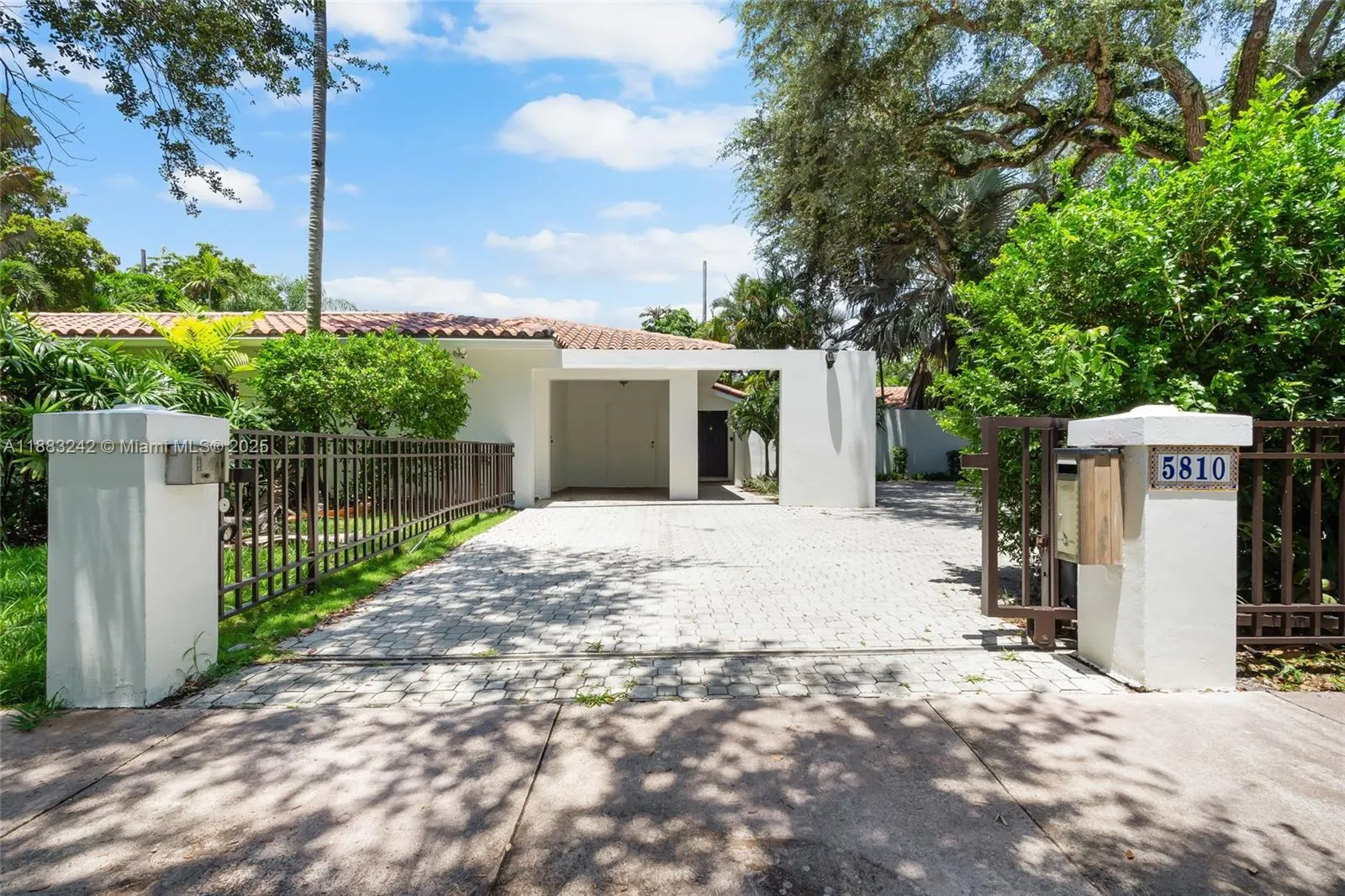 5810 Maggiore St, #5810