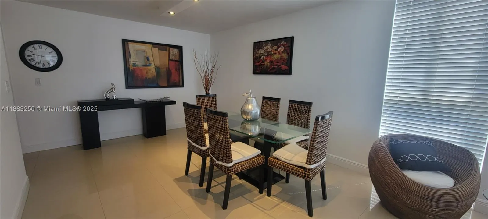 3200 Collins Ave, #6-5