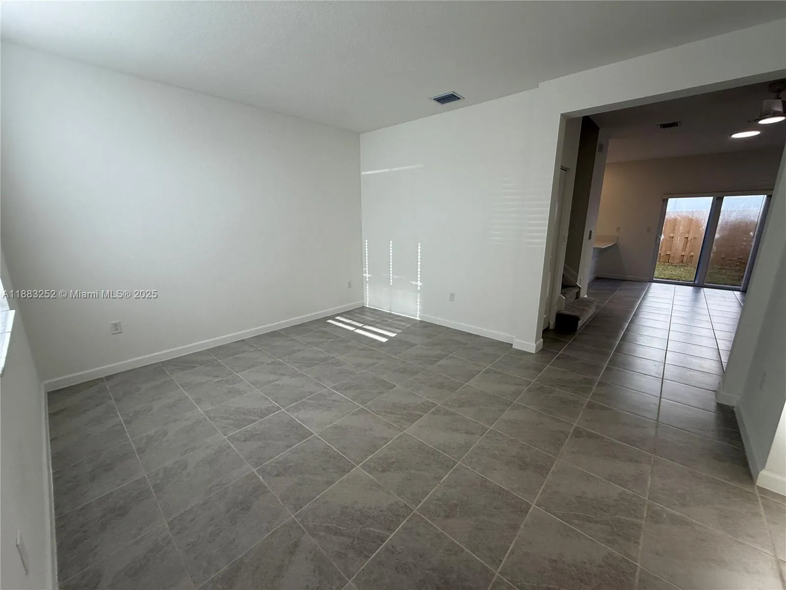 2844 SE 26th Ter, #0