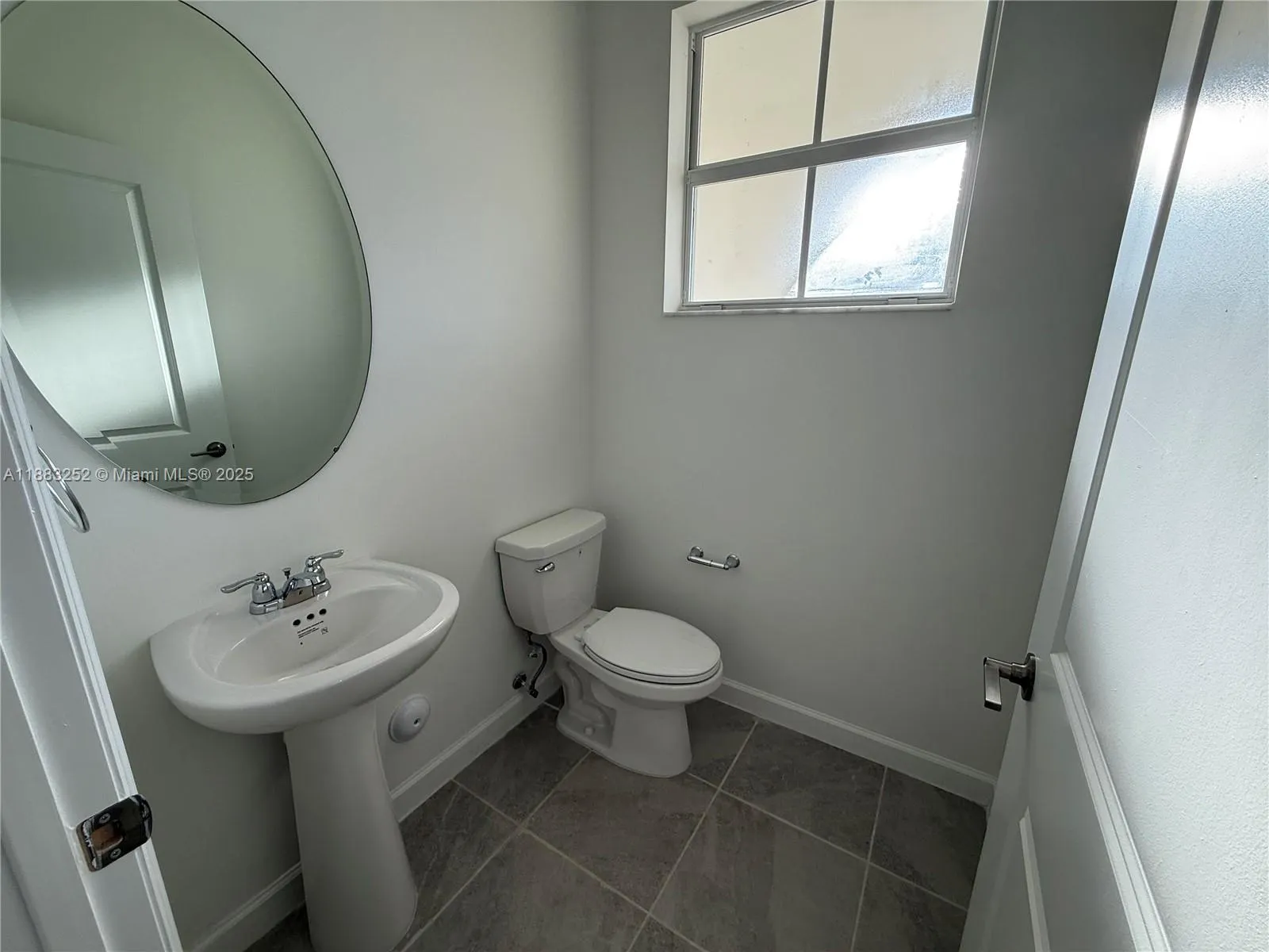 2844 SE 26th Ter, #0