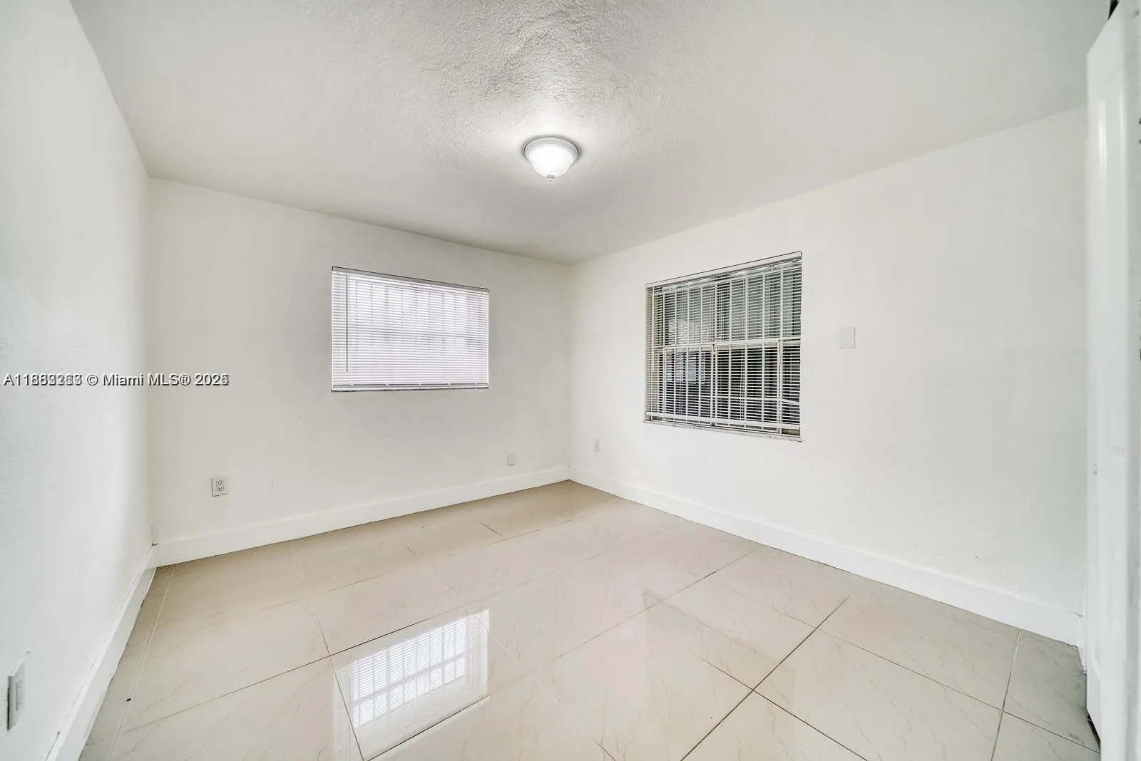 1200 NW 102nd St, #1202
