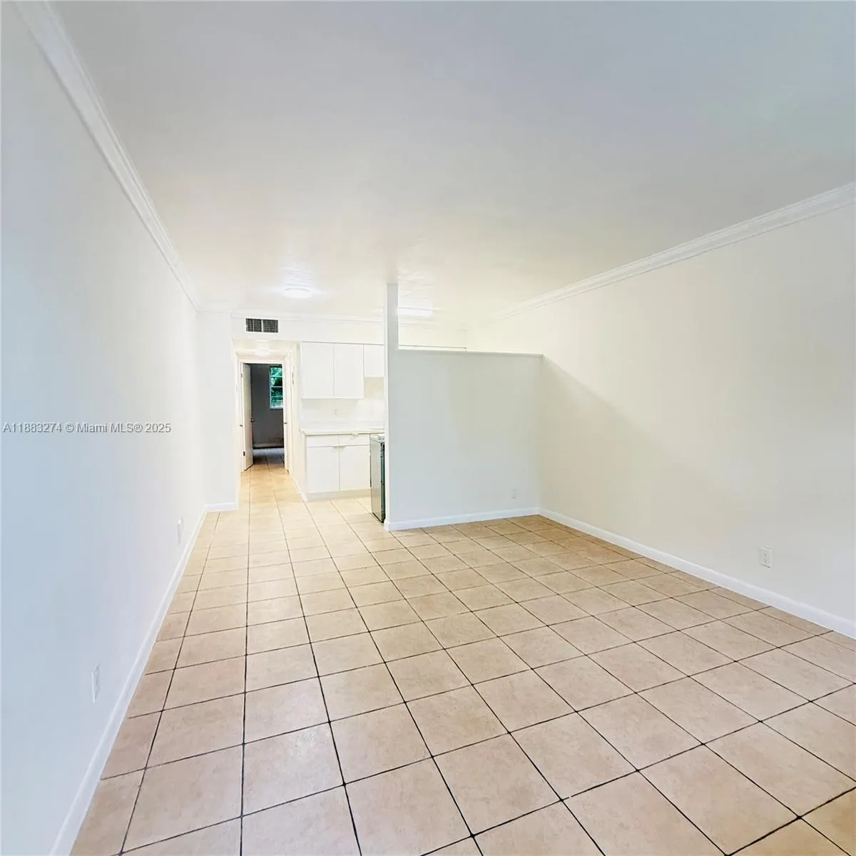 1715 N 16th Ave, #114