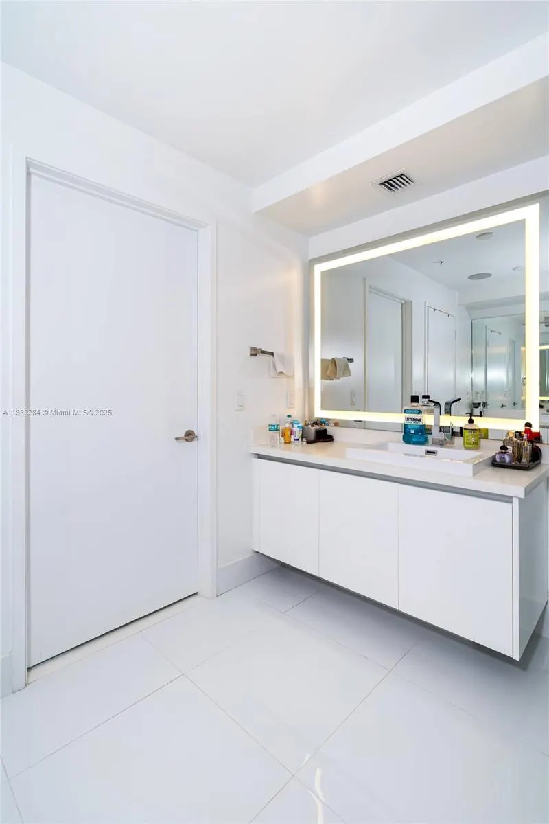 330 S Sunny Isles Blvd., #1502