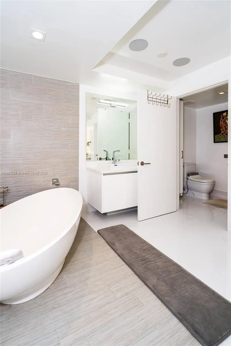 330 S Sunny Isles Blvd., #1502