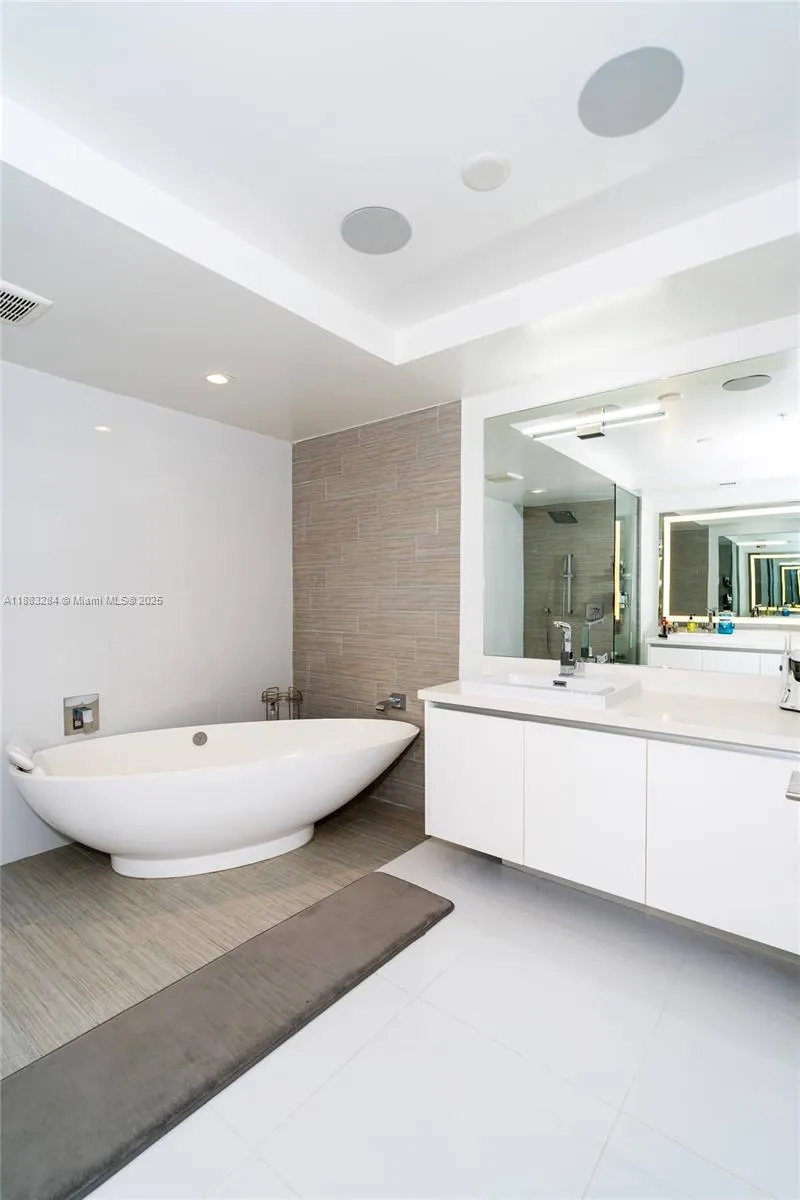 330 S Sunny Isles Blvd., #1502