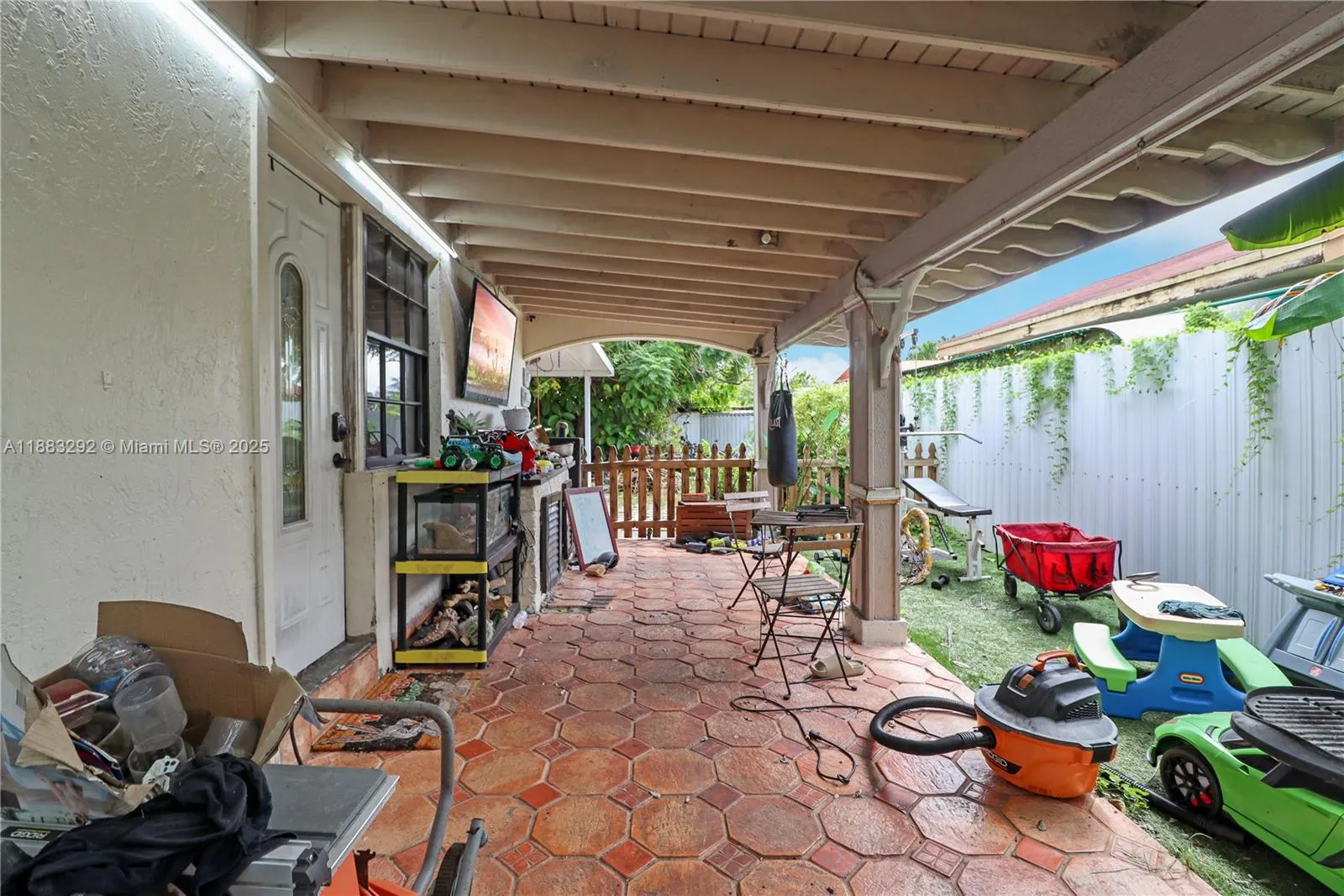 10020 SW 41st Ter