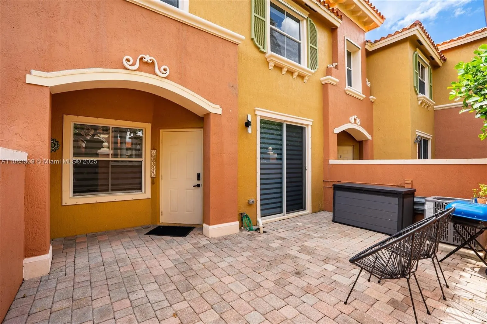 724 SW 106th Ave, #2010