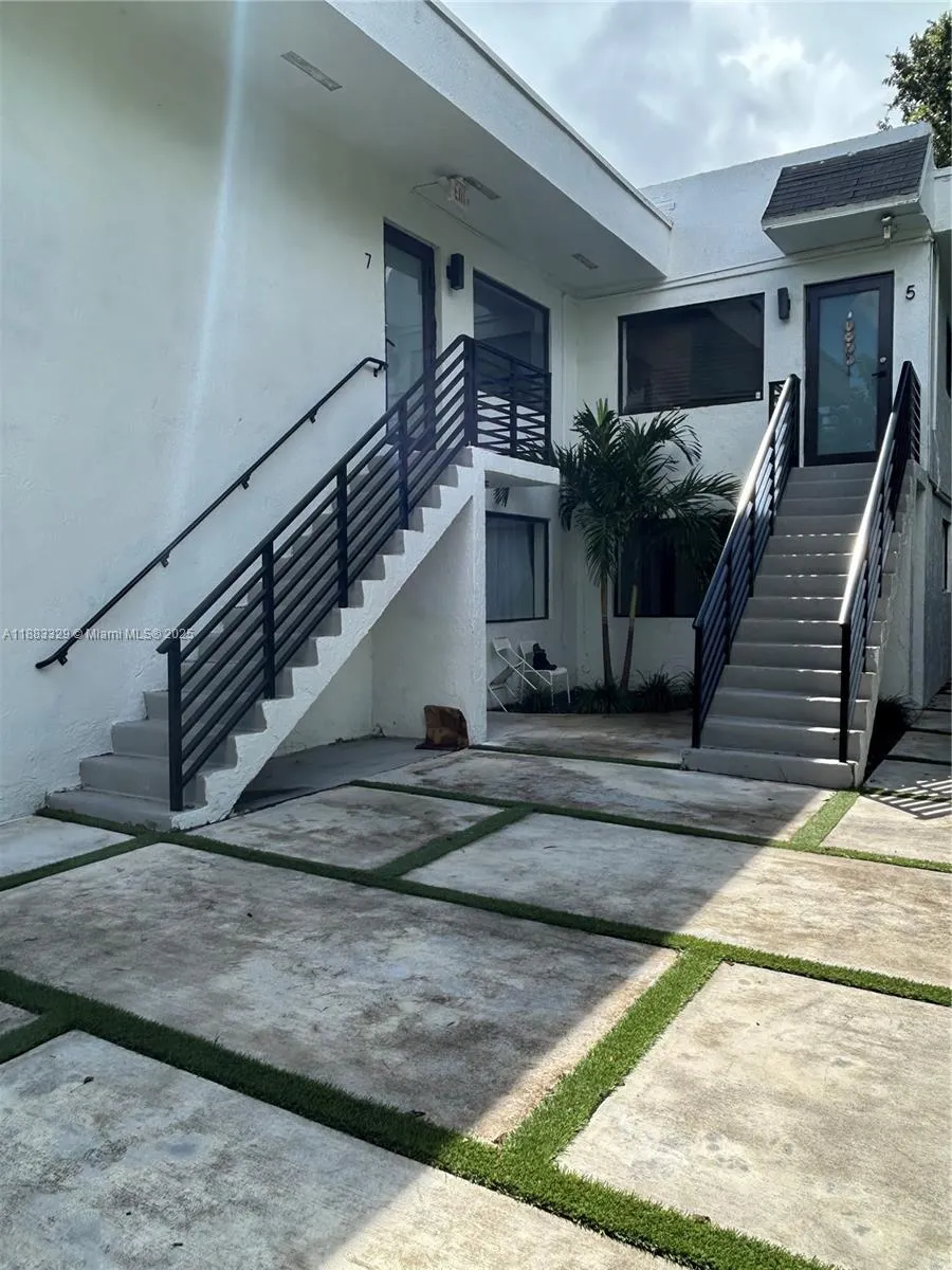 37 NW 59th St, #7