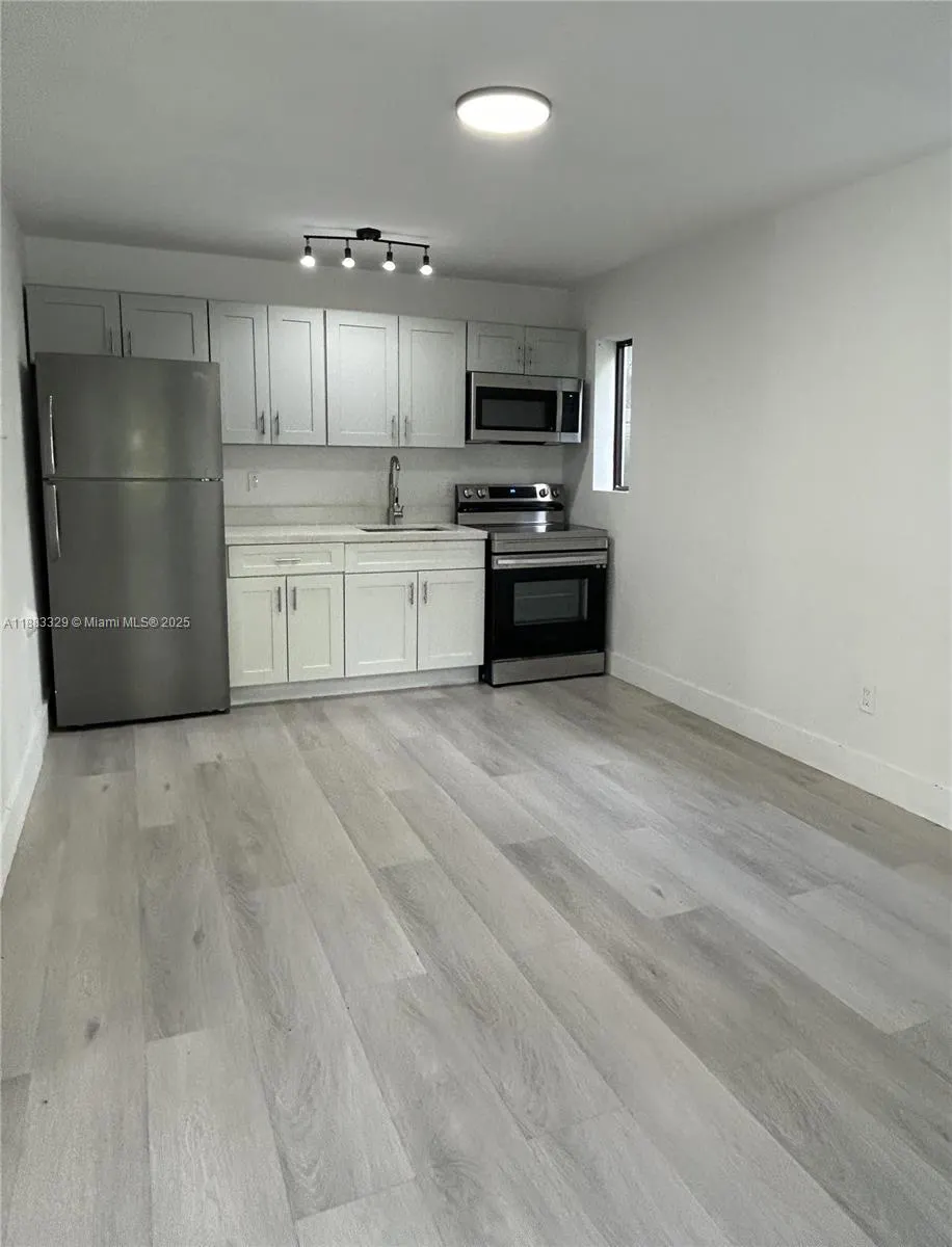37 NW 59th St, #7