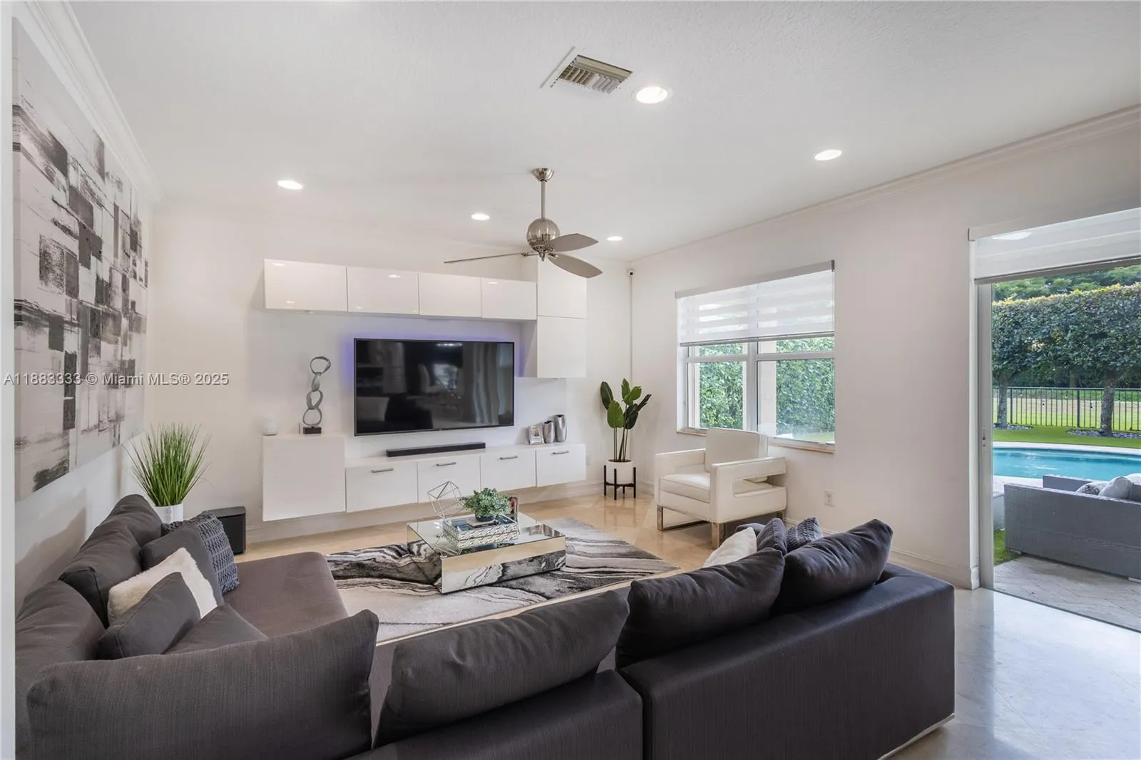 8292 Triana Point Ave