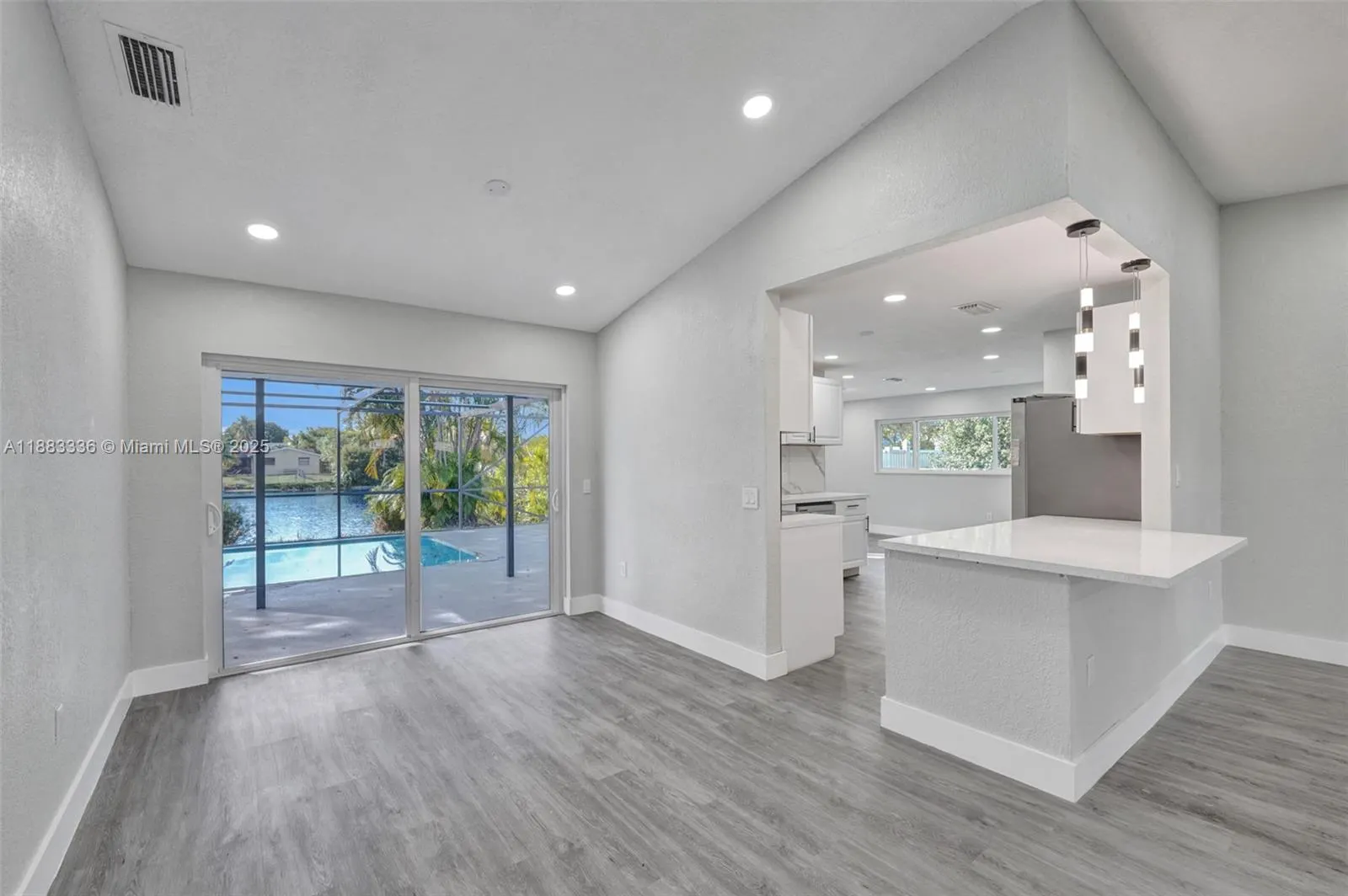 8400 NW 7th St