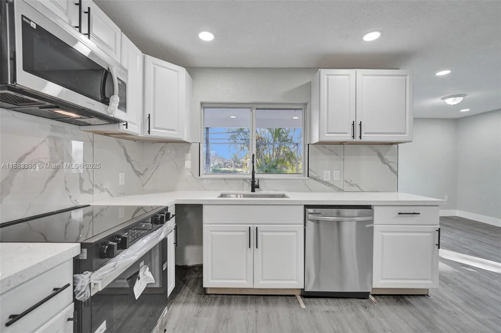 8400 NW 7th St