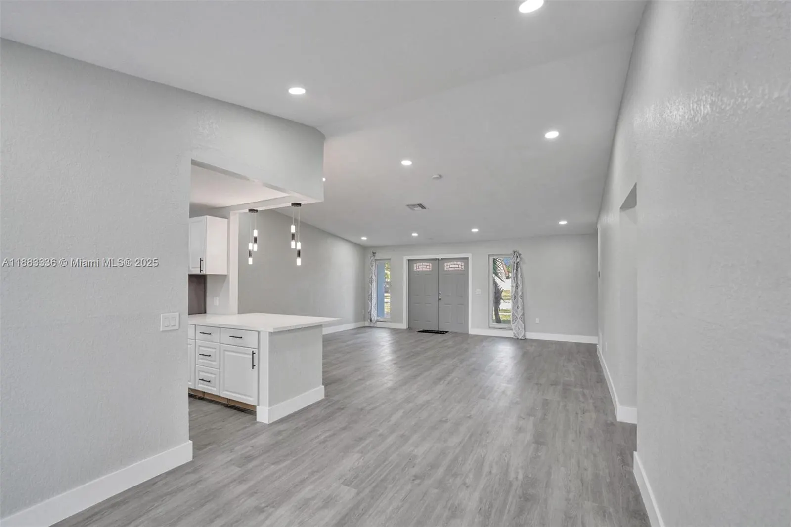 8400 NW 7th St