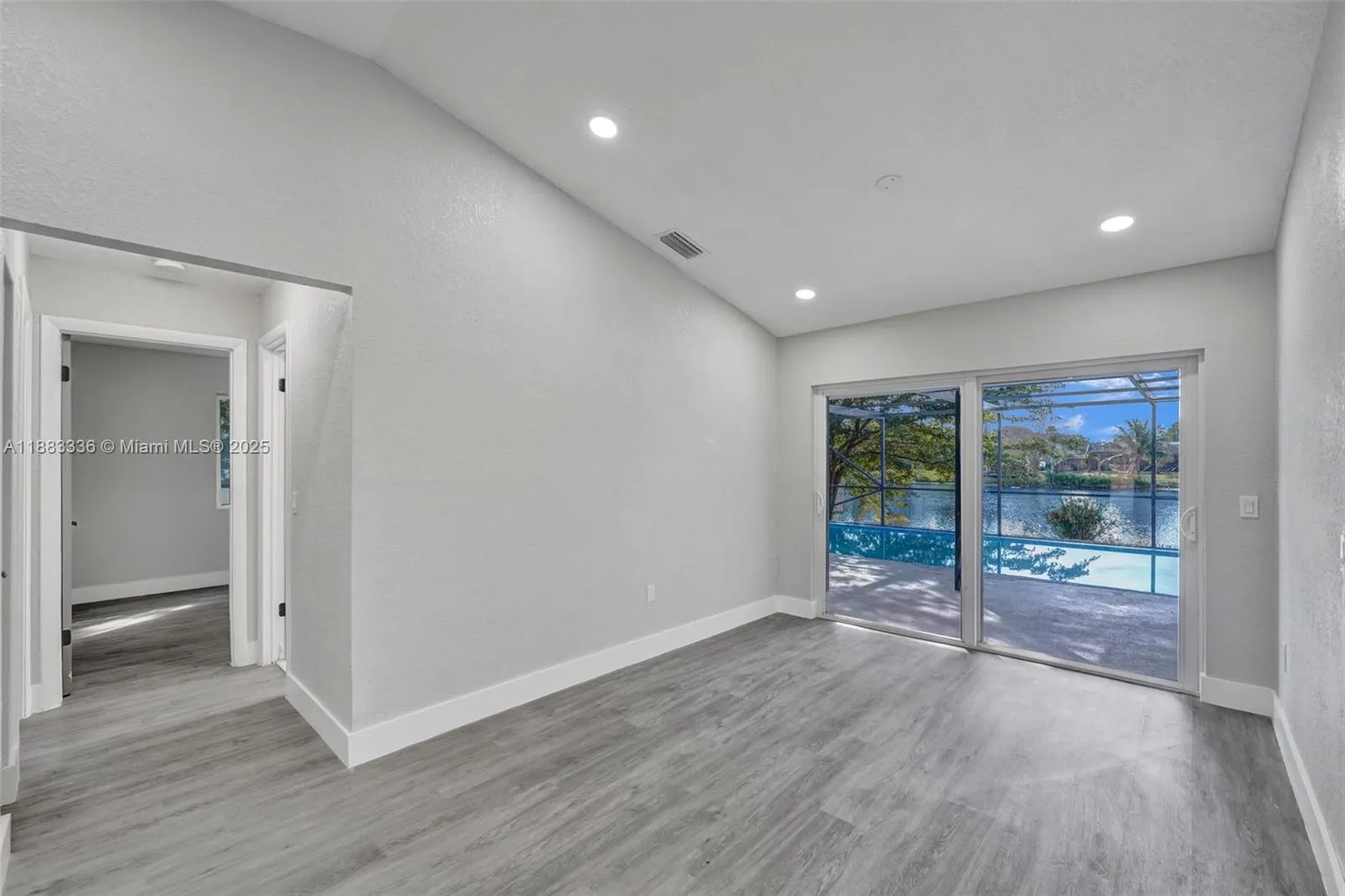 8400 NW 7th St