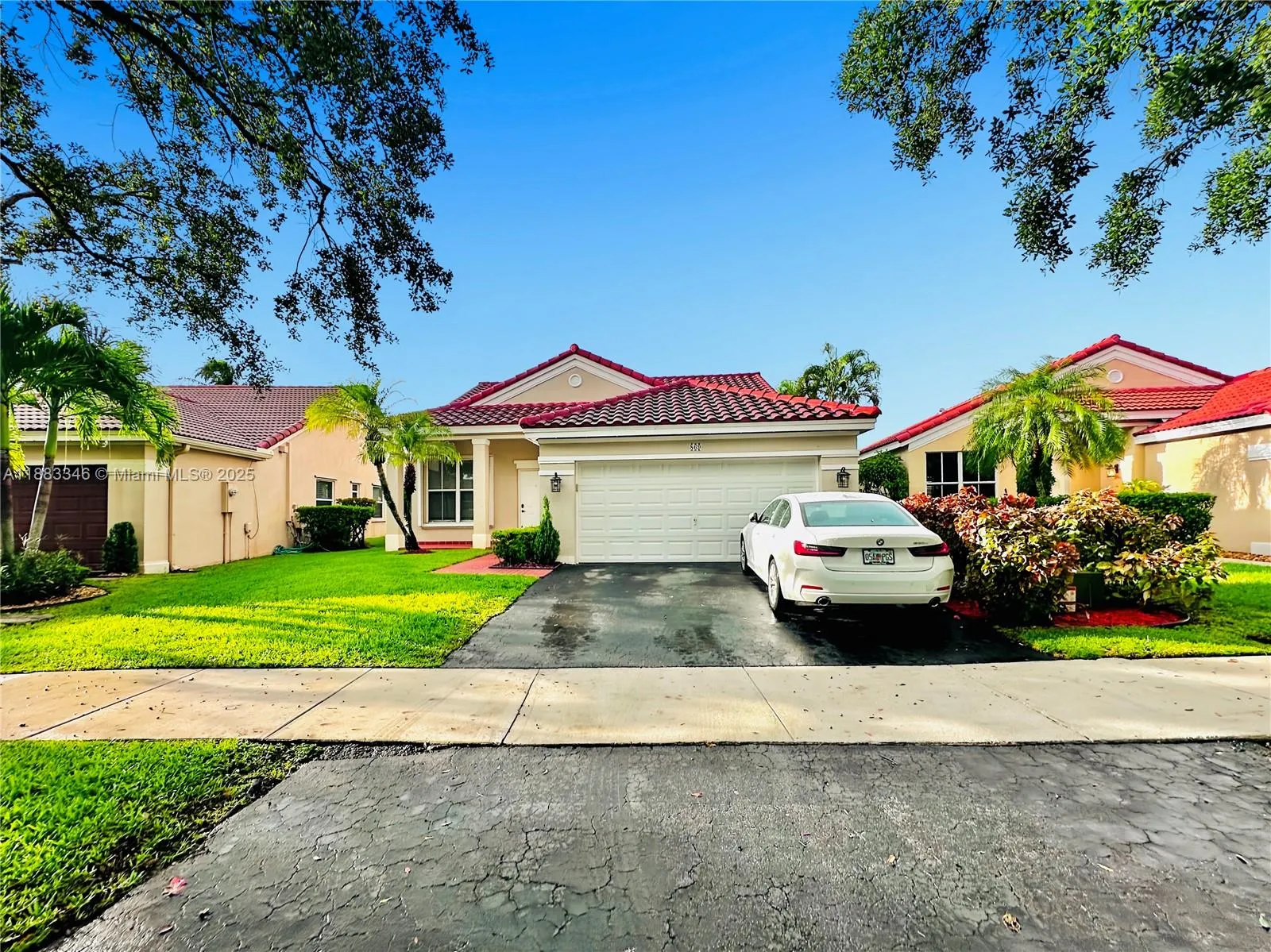 869 Sand Creek Cir
