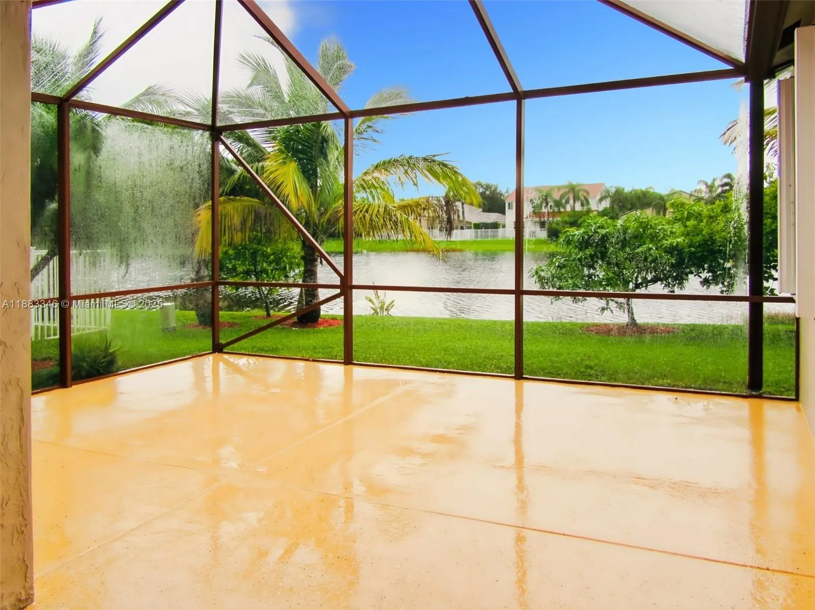 869 Sand Creek Cir