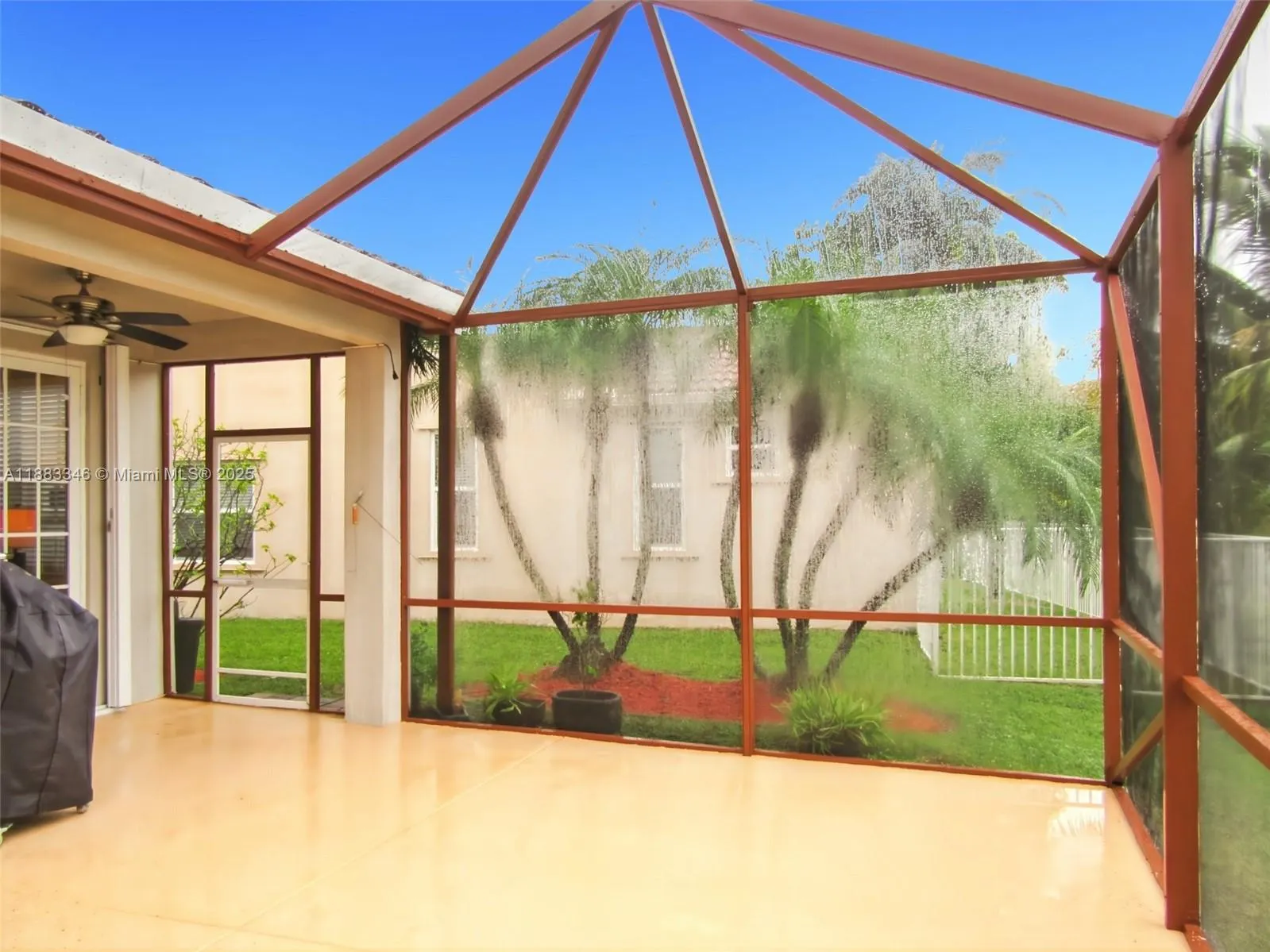 869 Sand Creek Cir