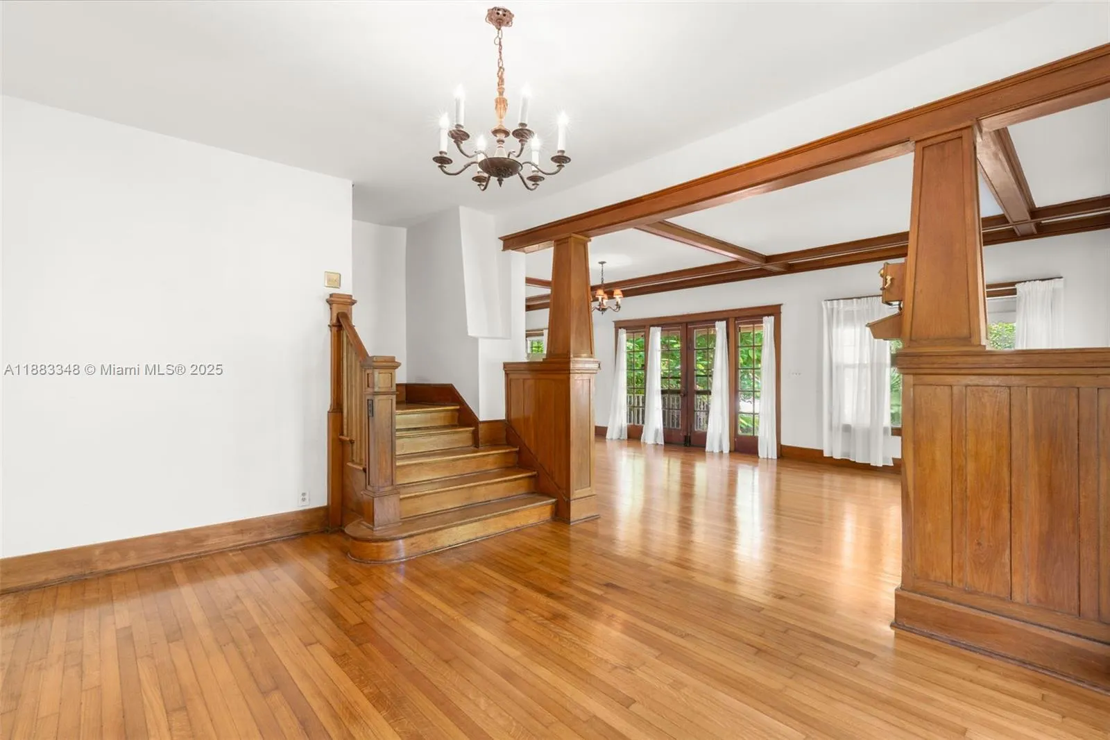 410 NE 5th Ave