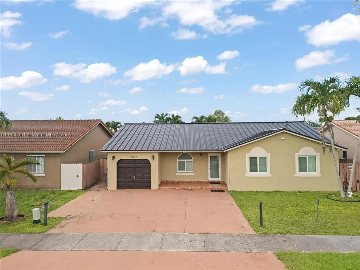15327 SW 179th Ter