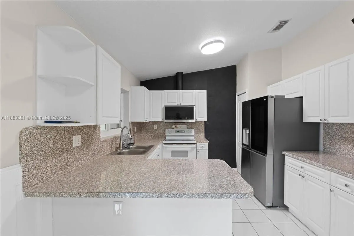 15327 SW 179th Ter