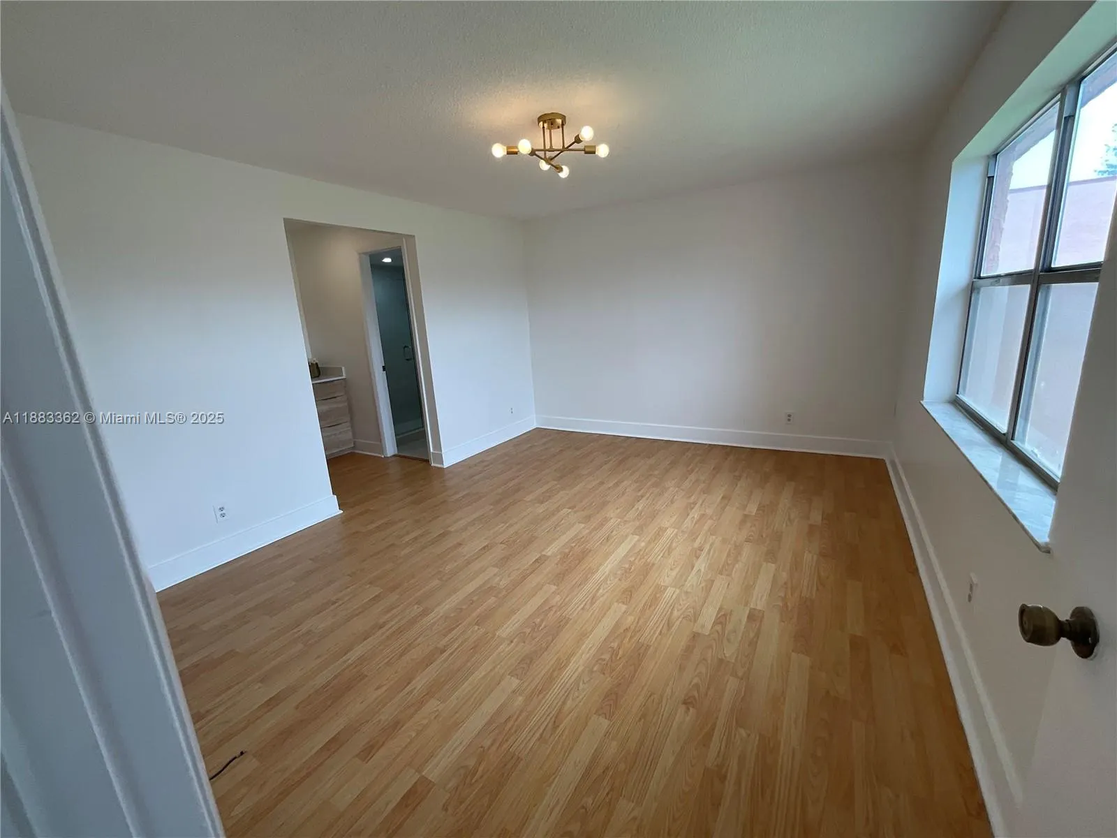 9481 Sunrise Lakes Blvd, #302