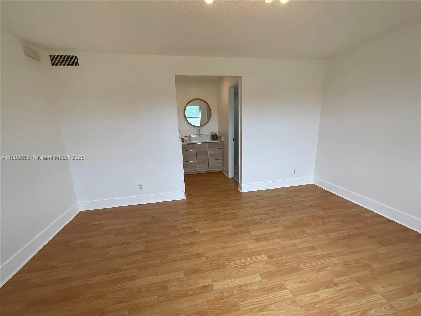 9481 Sunrise Lakes Blvd, #302