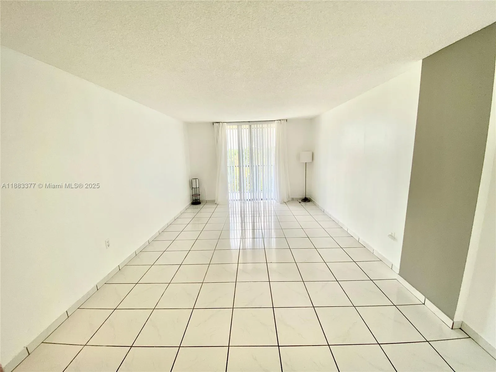16950 DIXIE, #A536