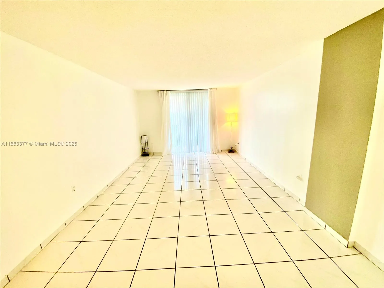 16950 DIXIE, #A536
