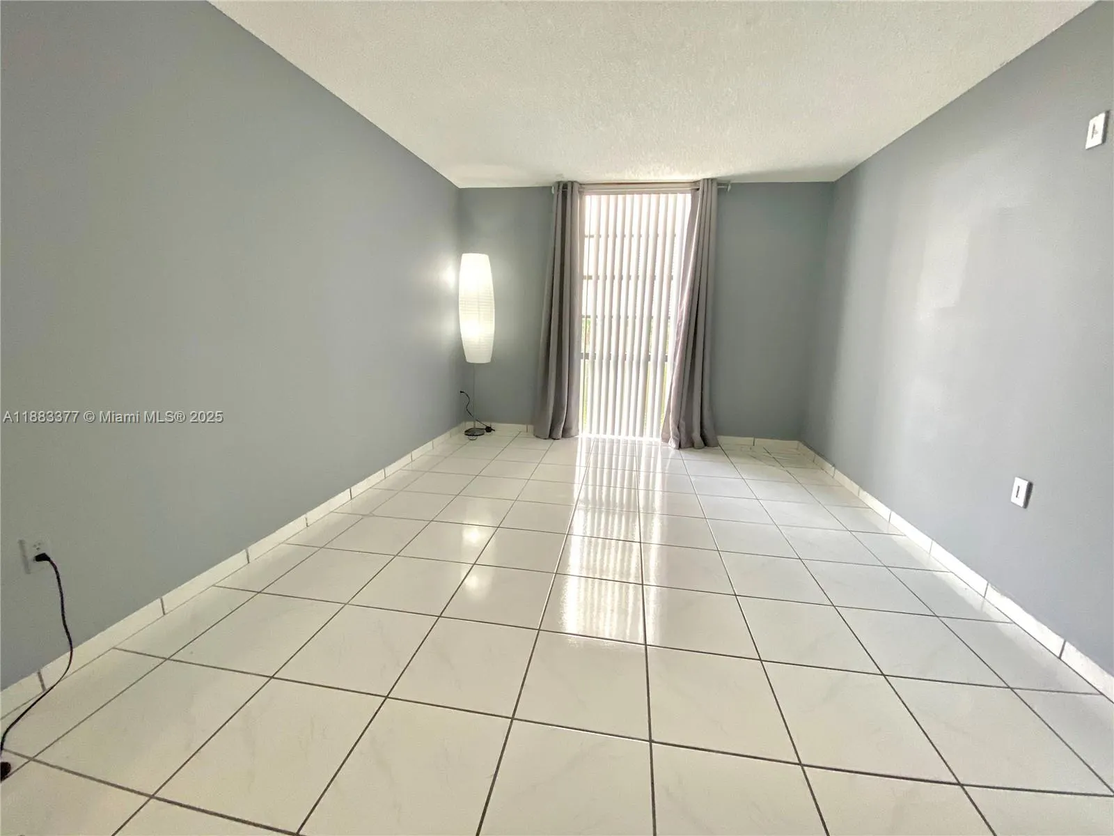 16950 DIXIE, #A536
