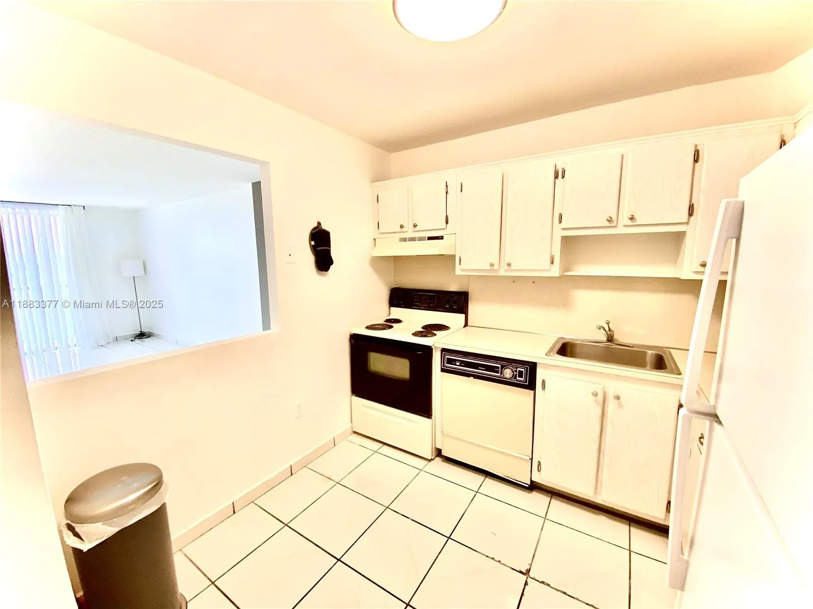 16950 DIXIE, #A536