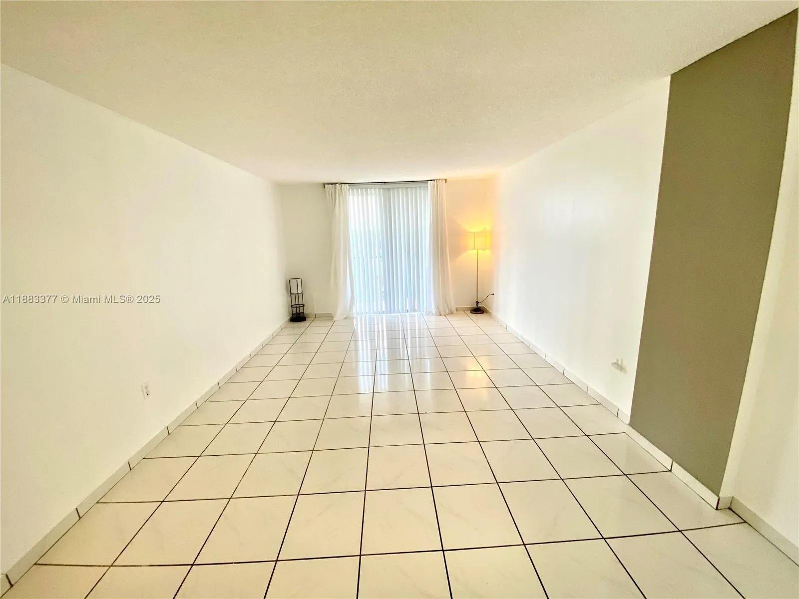 16950 DIXIE, #A536