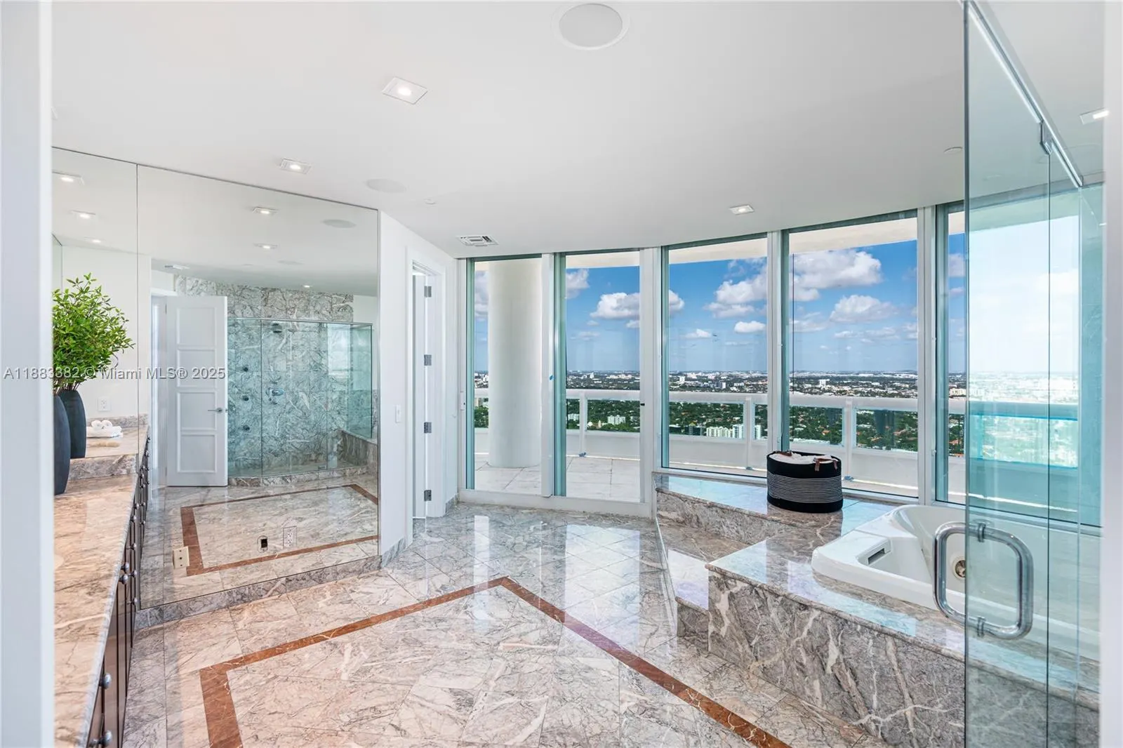 1643 Brickell Ave, #PH4902