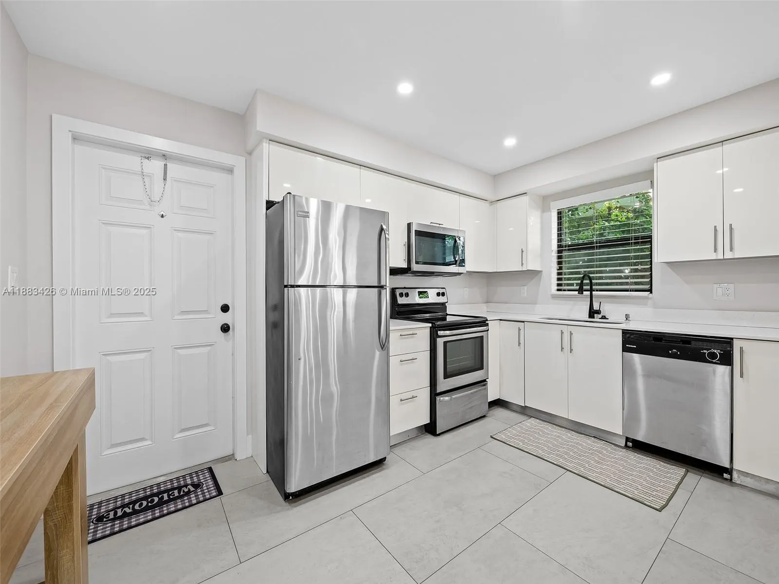 1305 SE 1st St, #2